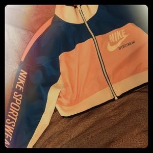 Nike sport crop jacket